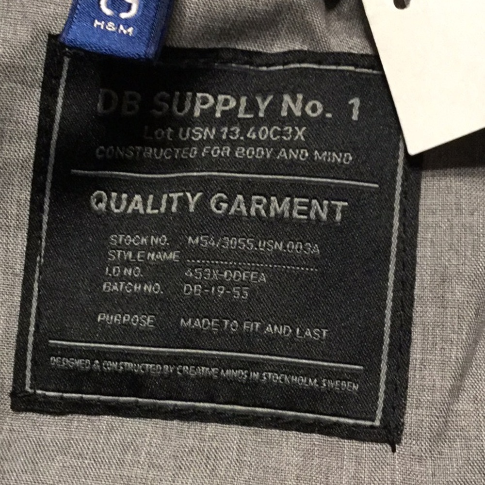 🎉HP🎉🆕NWT H&M Divided Gray Puffer Jacket - Picture 3 of 8